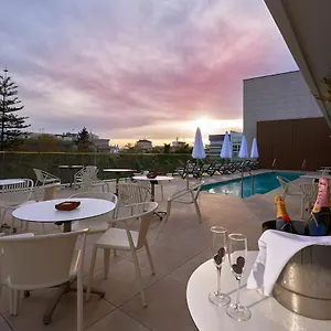 4* Szálloda San Cristóbal