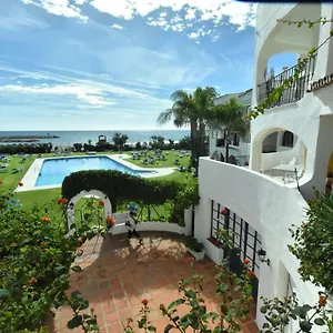 Cabopino Apartament, Marbella's Apartment