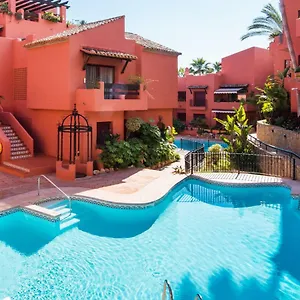 Rentandhomes Luxury Apartment
