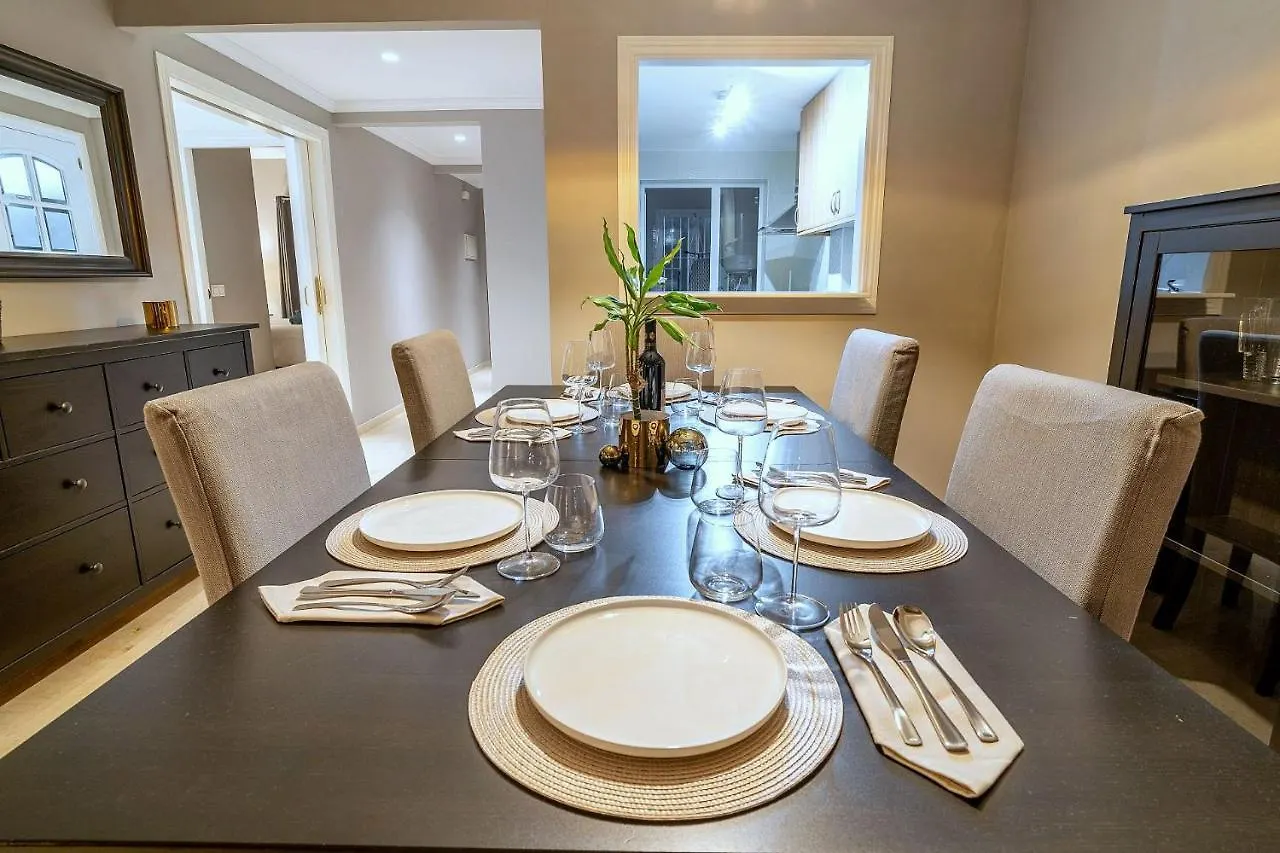 Stunning Modern Holiday Home Los Jardines De Santa Maria Golf, Elviria, Marbella Apartment