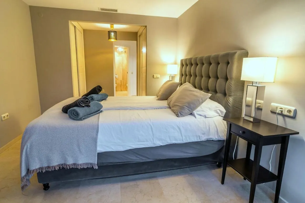 Stunning Modern Holiday Home Los Jardines De Santa Maria Golf, Elviria, Marbella Apartment