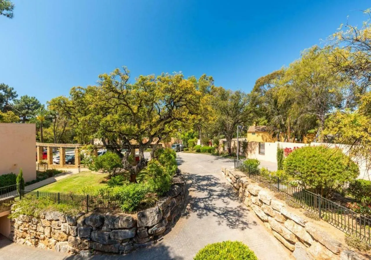 Stunning Modern Holiday Home Los Jardines De Santa Maria Golf, Elviria, Marbella Spain