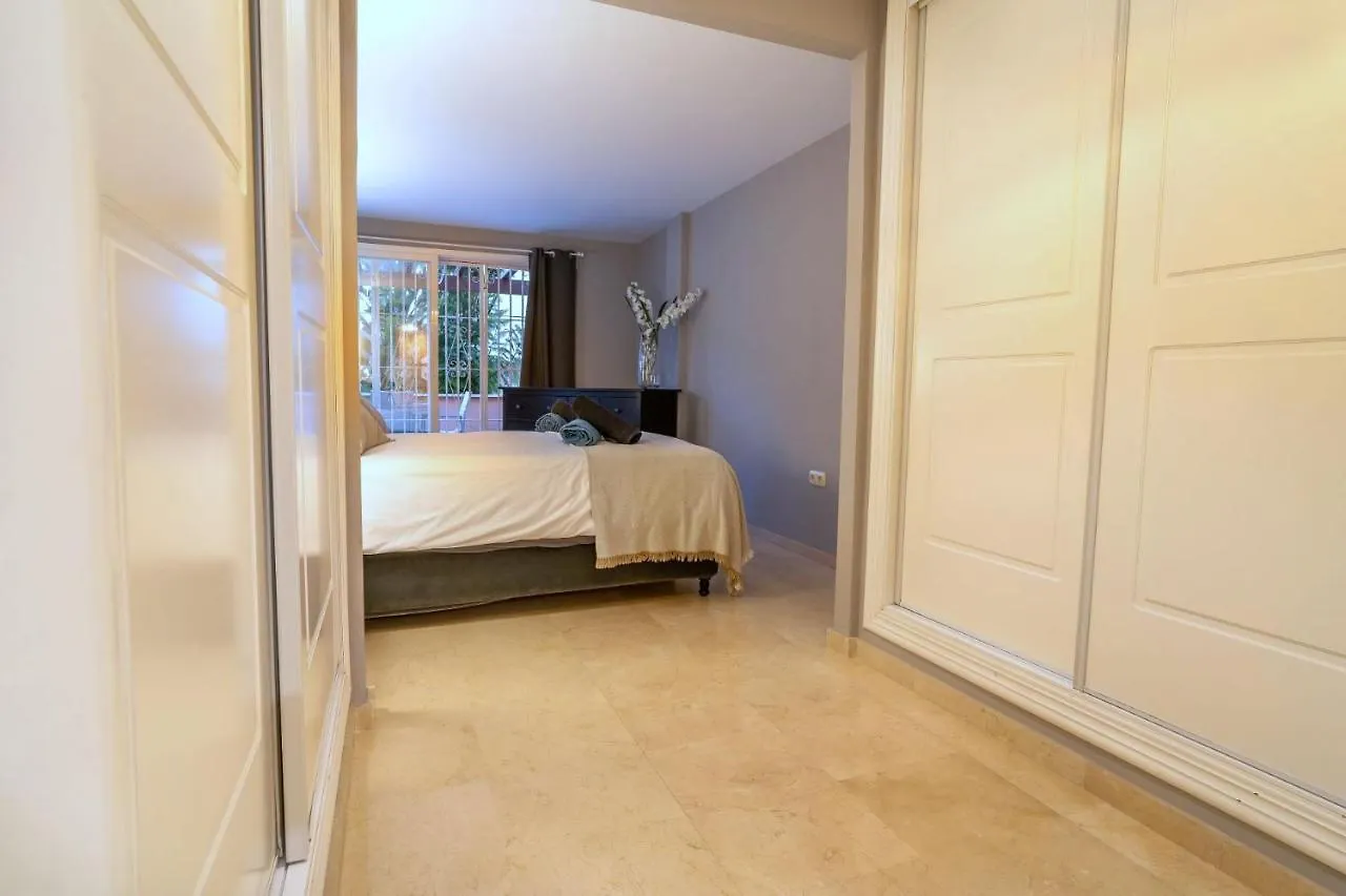 Stunning Modern Holiday Home Los Jardines De Santa Maria Golf, Elviria, Marbella Apartment