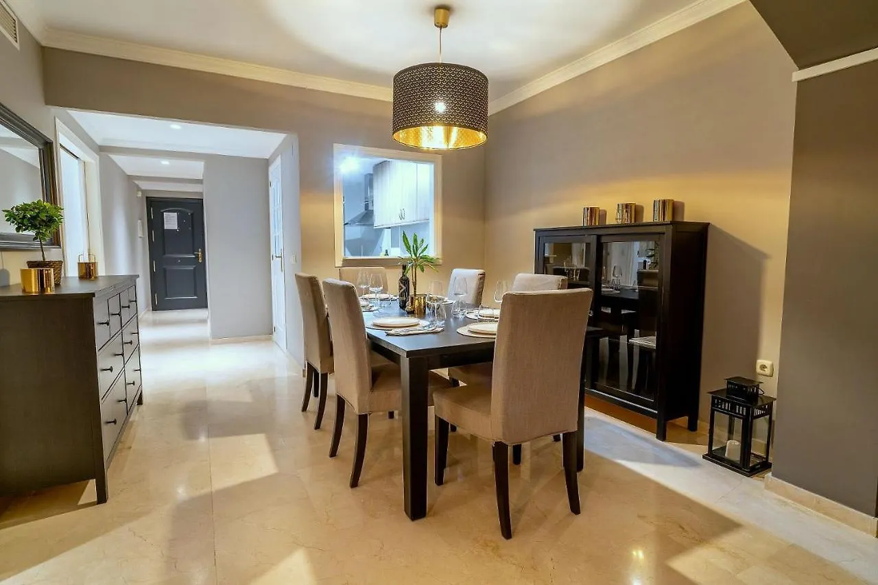Stunning Modern Holiday Home Los Jardines De Santa Maria Golf, Elviria, Marbella Apartment