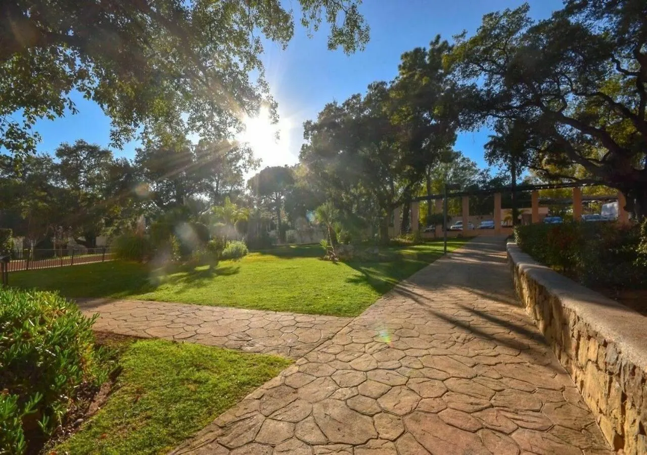 Apartment Stunning Modern Holiday Home Los Jardines De Santa Maria Golf, Elviria, Marbella